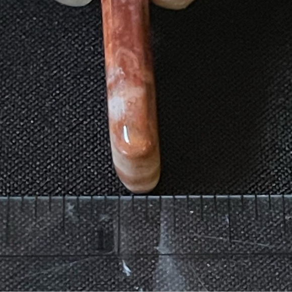 Carnelian Agate Pendant 1 1/2x3/4”. Natural Stone. Makes for a beautiful gift. - Picture 9 of 10